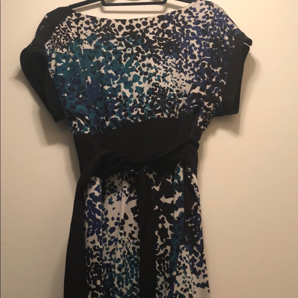 Fun graphic belted dress